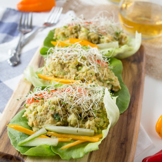 Avocado Chickpea Lettuce Wraps- Vegan + Gluten-free and only 5 ingredients! | glutenfreeveganpantry.com