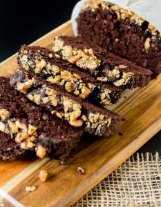 Dark Chocolate Zucchini Bread - Vegan + Gluten-free | glutenfreeveganpantry.com